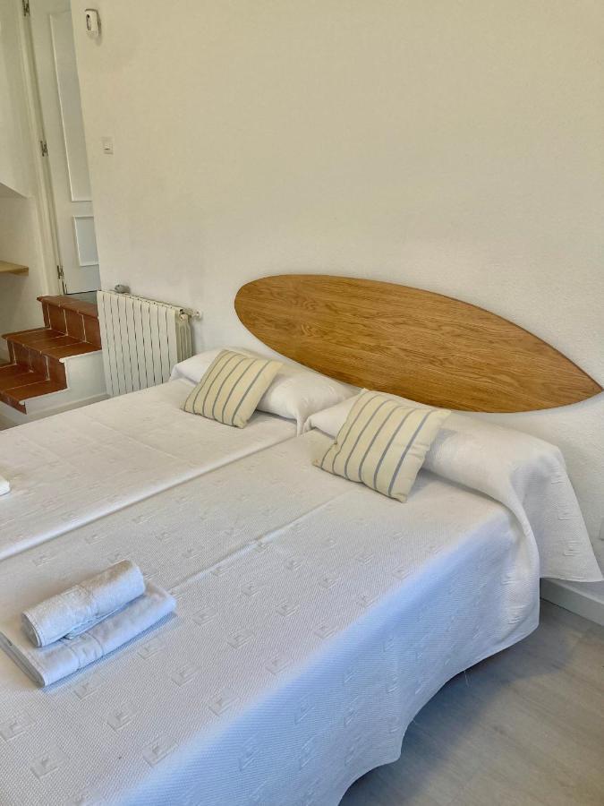 Somo Surfskate hostel Castañedo Eksteriør bilde