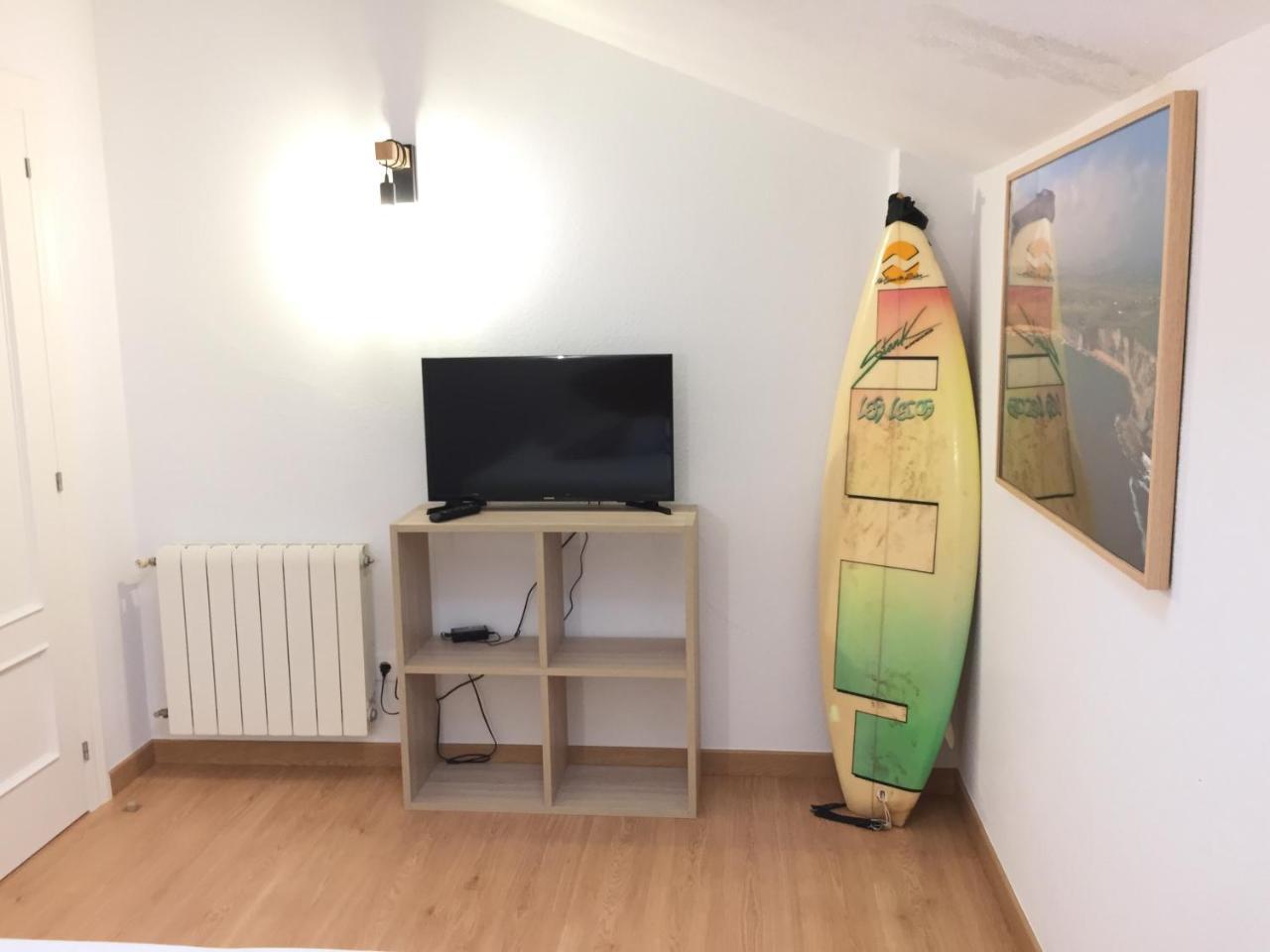 Somo Surfskate hostel Castañedo Eksteriør bilde