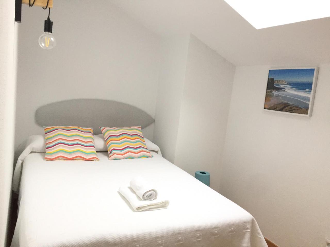Somo Surfskate hostel Castañedo Eksteriør bilde